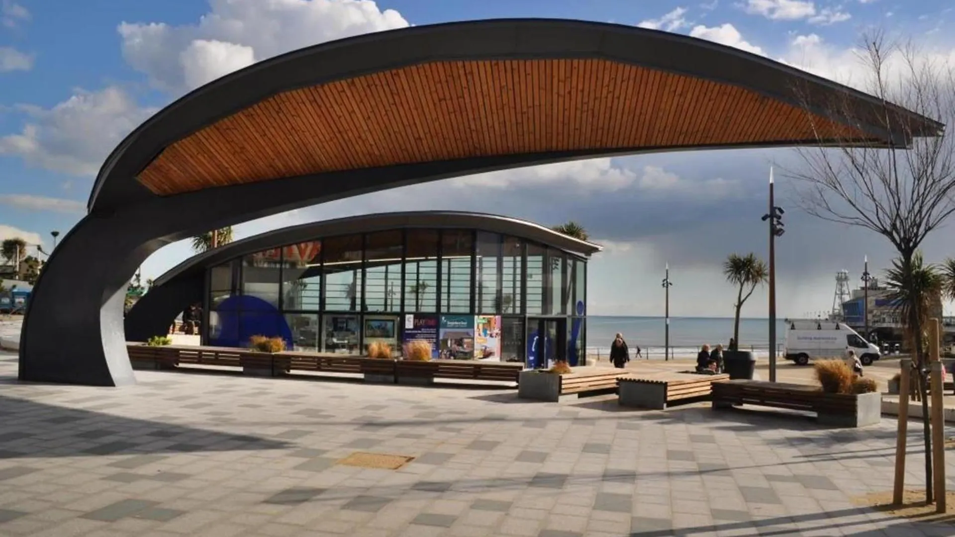 Bournecoast - Clifftop Apartment With Garden -Fm827 Bournemouth