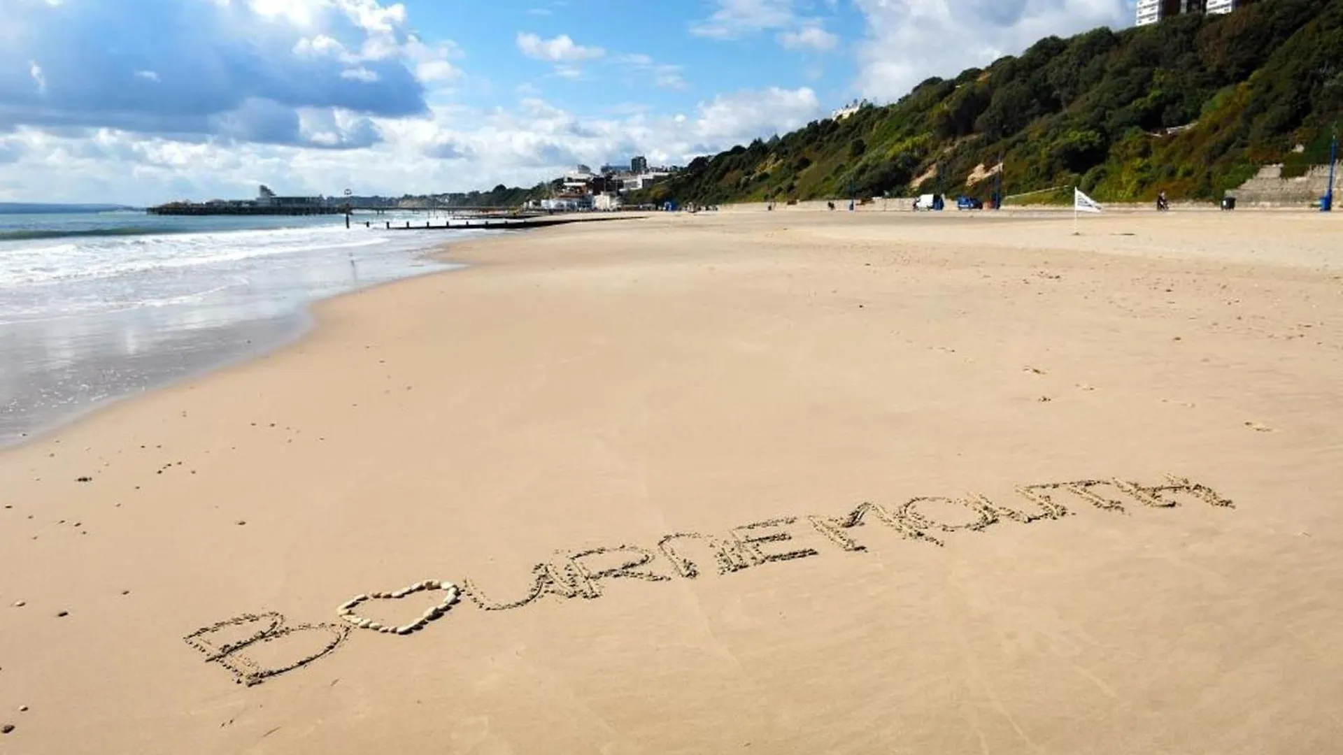 Bournecoast - Clifftop Apartment With Garden -Fm827 Bournemouth
